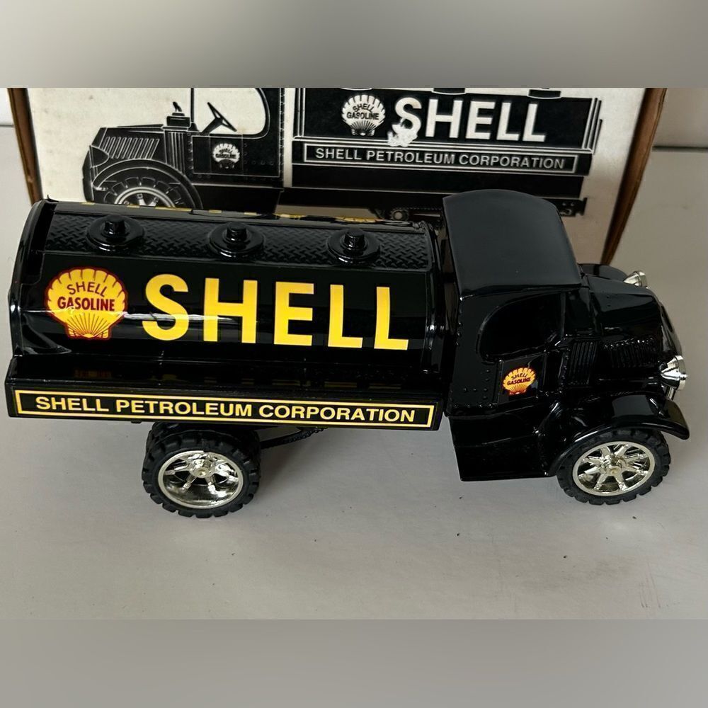 1935 Mack Tanker Locking-Bank Die-Cast Model Shell Oil Truck NIB - Picture 7 of 7